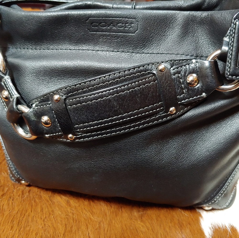 Coach Carly Black Hobo